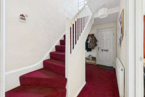 5. CAM04922G0-PR0091-STILL005