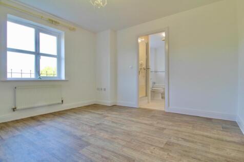 Bedroom 1 - reverse view - Gus Critchlow EweMove H