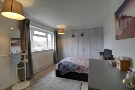 Bedroom 1a