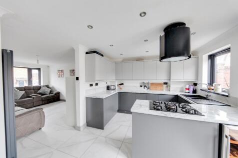 Breakfast into Sitting Room