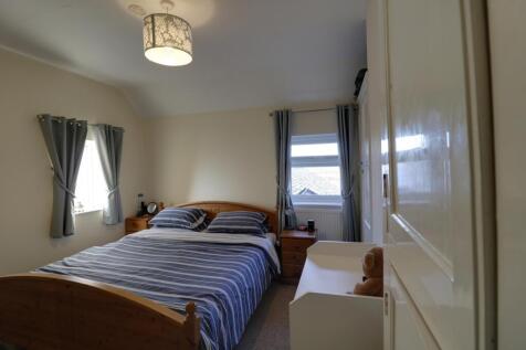 Bed 1 a