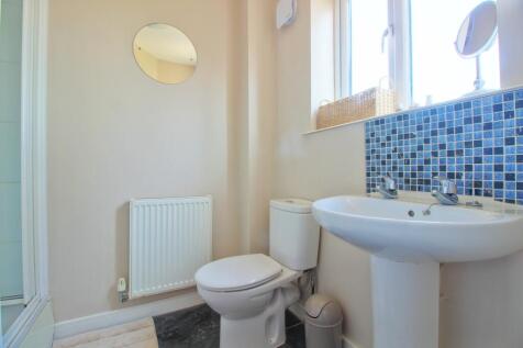 Bedroom 1 Ensuite