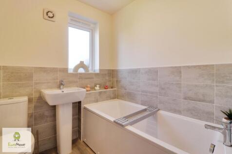 Bathroom - EweMove Cannock