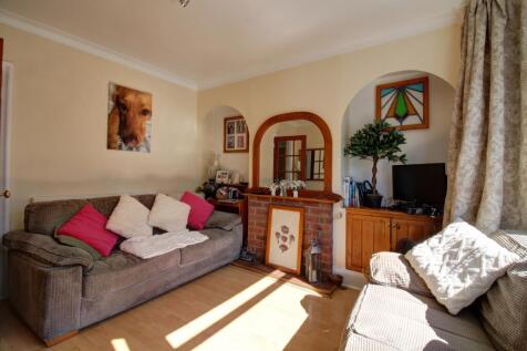 Living Room - Henry Street - Matt Clinton - EweMov