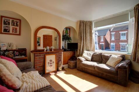 Living Room - Henry Street - Matt Clinton - EweMov