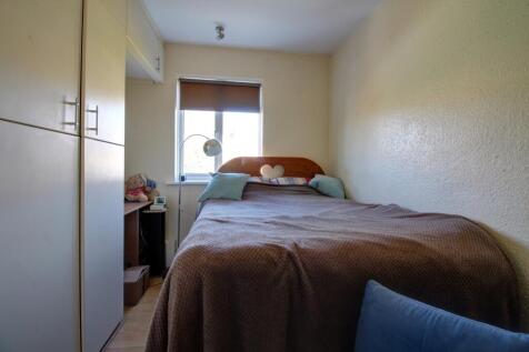 Bedroom 2 - Henry Street - Matt Clinton - EweMove 