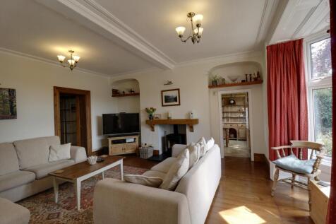 Living Room c
