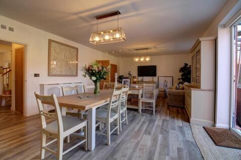 Stanley Drive - Matt Clinton EweMove Kenilworth