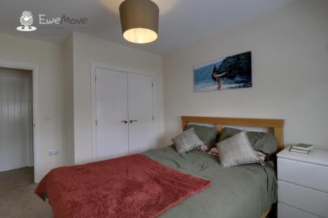 Bed 2 c