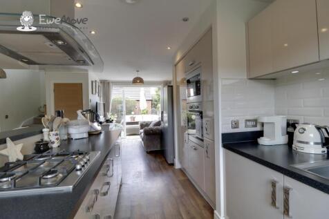 Kitchen c
