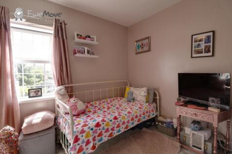 Bed 3 b