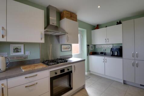 Kitchen b