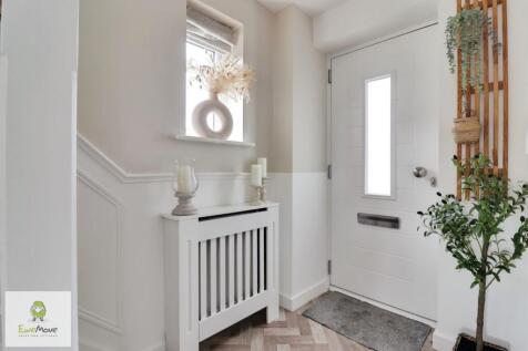 Hallway - EweMove Cannock