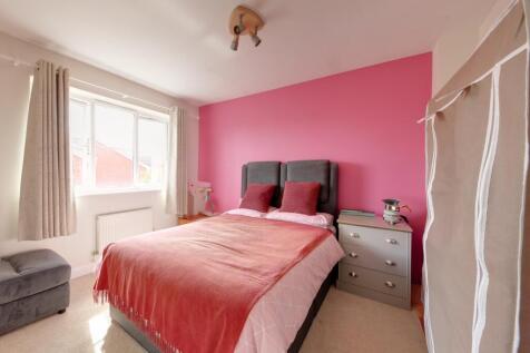 Double Bedroom 2
