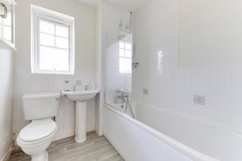 Family Bathroom with  over bath shower