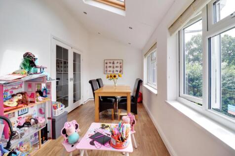 Dining Room 3.1