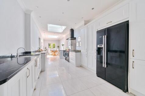 Kitchen 1