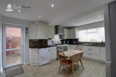 Kitchen Diner c