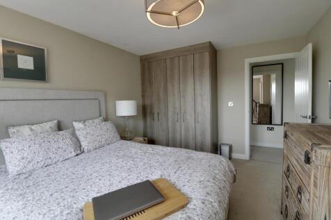 Bed 2 c