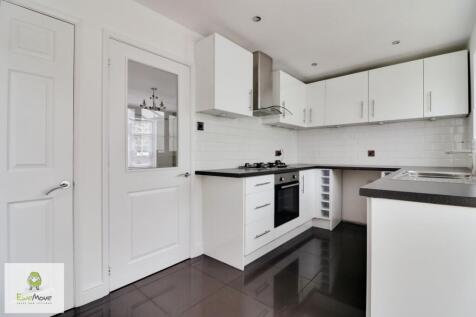 Kitchen - EweMove Cannock