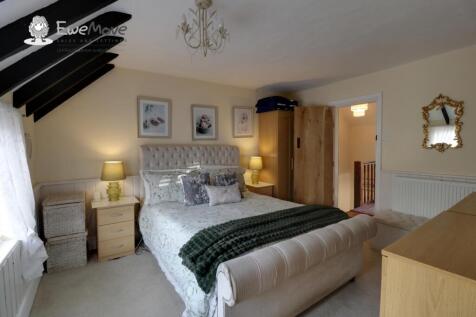 Bed 1 b