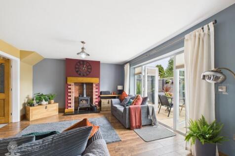Living Area f