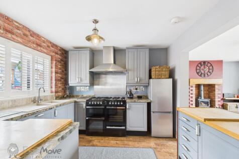 Kitchen e