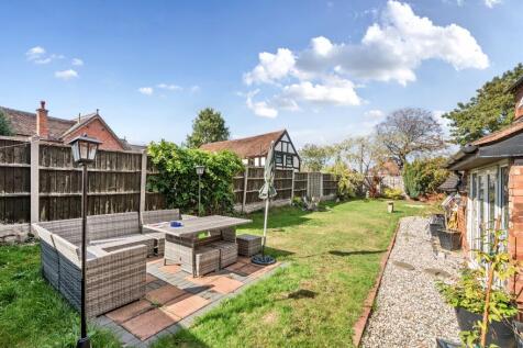 1356501-3-68d14c235a6a8