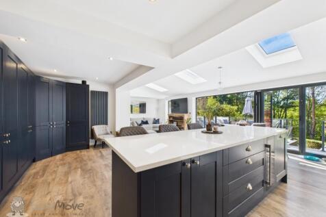 Kitchen b