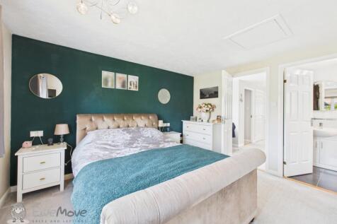Bed 1 b