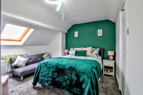 Bedroom  - Park Road - Matt Clinton EweMove Kenilw