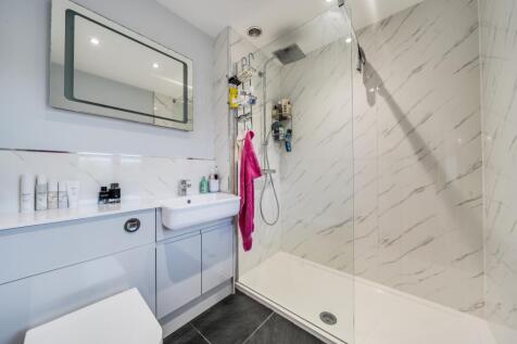 1373750-19-690254313319d