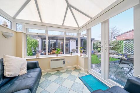 1392932-7-69400ae586771