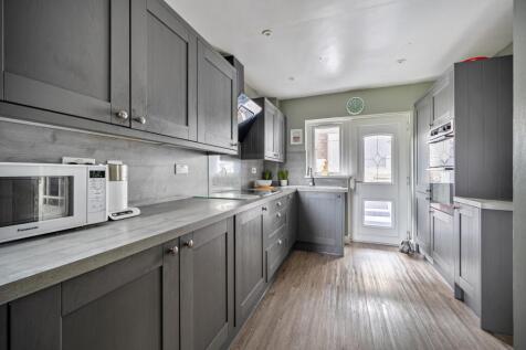 1372372-10-6909e11077a73