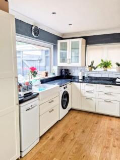 KITCHEN1 