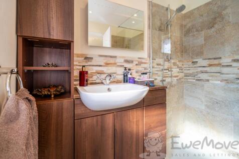 Main Shower Room