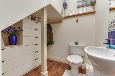 Downstairs cloakroom