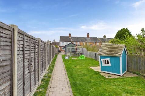 Garden- Mark Stephens EweMove Newmarket and Soham 