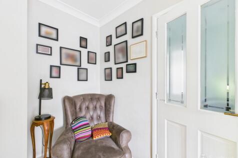 Dining room- Mark Stephens EweMove Newmarket and S