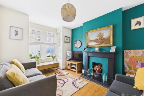 Living Room- Mark Stephens EweMove Newmarket and S