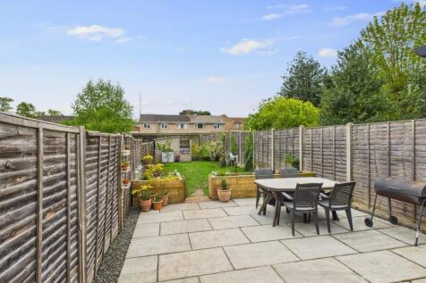Garden- Mark Stephens EweMove Newmarket and Soham 