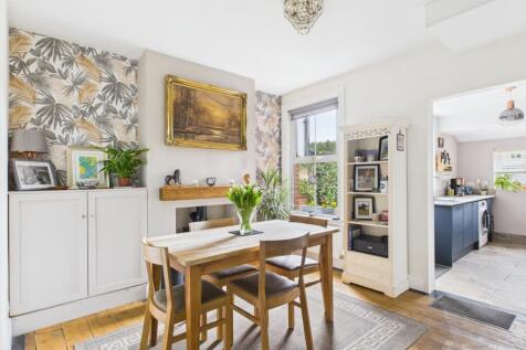 Dining Room- Mark Stephens EweMove Newmarket and S