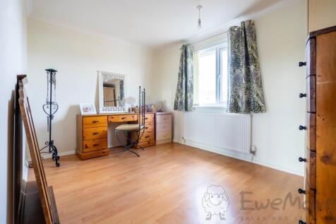 Double Bedroom - No 3