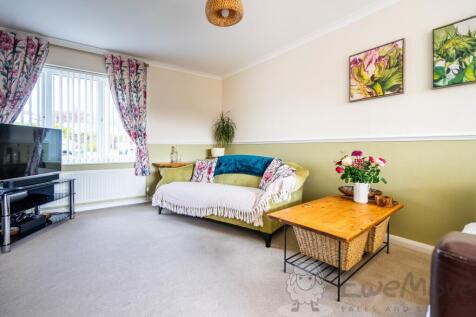 Dual-Aspect Living Room