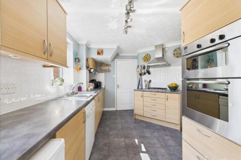 Kitchen- Mark Stephens EweMove Newmarket and Soham