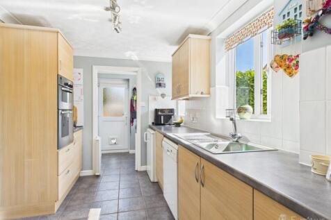 Kitchen- Mark Stephens EweMove Newmarket and Soham