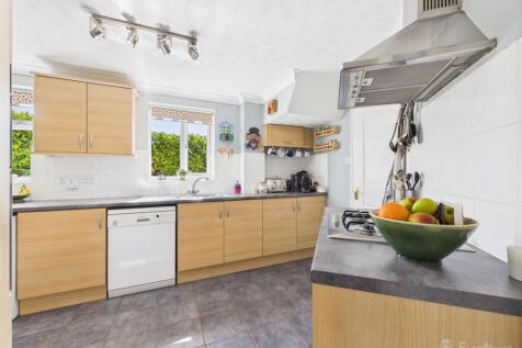 Kitchen- Mark Stephens EweMove Newmarket and Soham