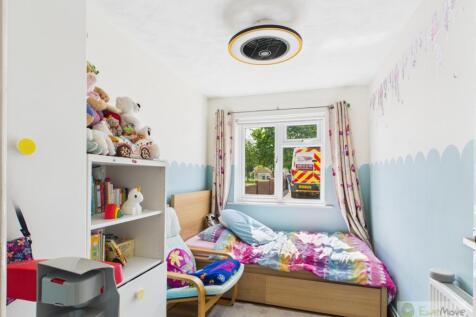 EweMove Mildenhall 11a Sandgalls Drive Bedroom 2