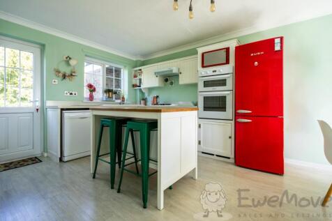Kitchen-Diner with Pantry Cupboards