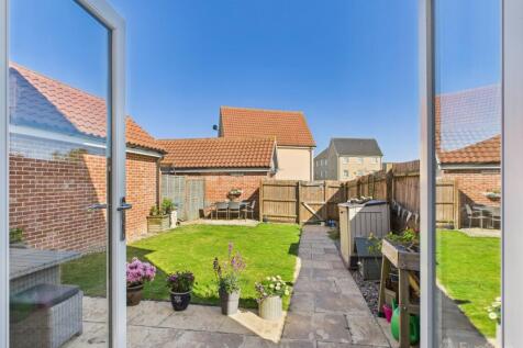 Garden- Mark Stephens EweMove Newmarket and Soham 